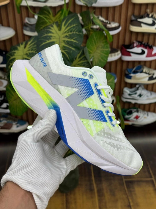 NEW BALANCE SC ELITE