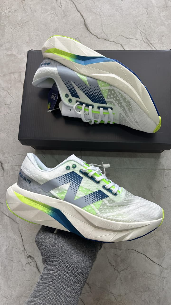 NEW BALANCE SC ELITE